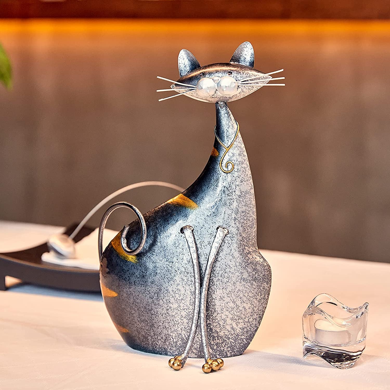 Adorable Cat Figurine For Cat Lovers 